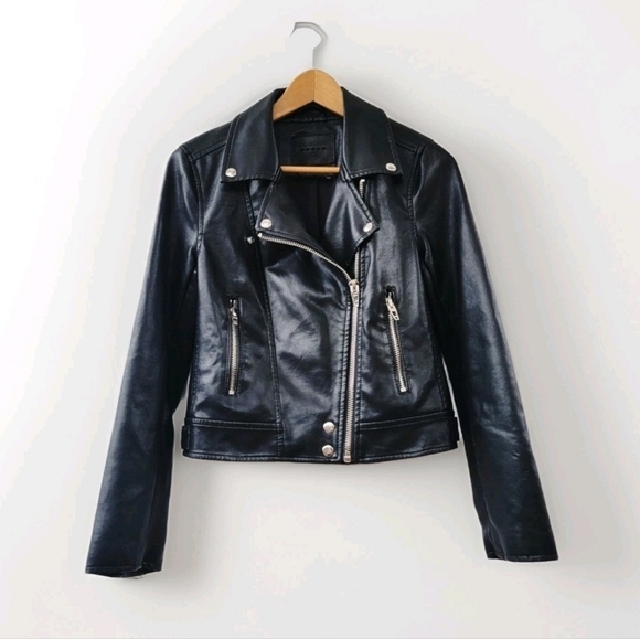 BlankNYC Black Moto Jacket Size XS Faux Leather Minimalist Chic Silver Zippers - Picture 2 of 16